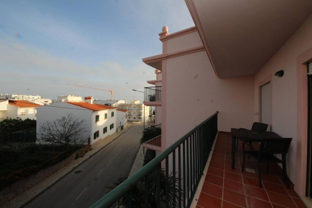 Apartment Jm - St James, Com Wifi, Piscina A 50 Mt Da *